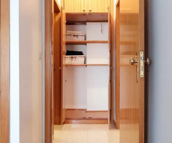 Apartament With Balcony In The Square