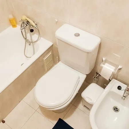 With Balcony In The Square ポルト