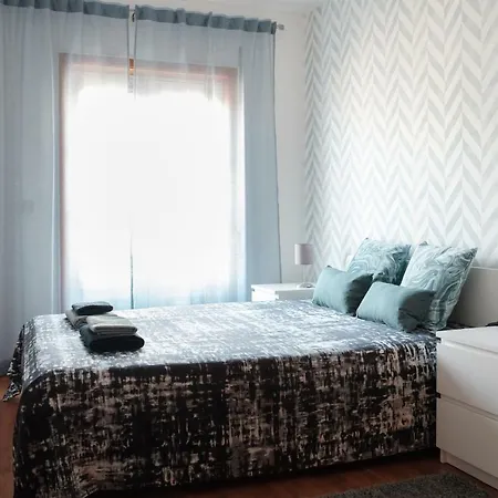 With Balcony In The Square 公寓 *