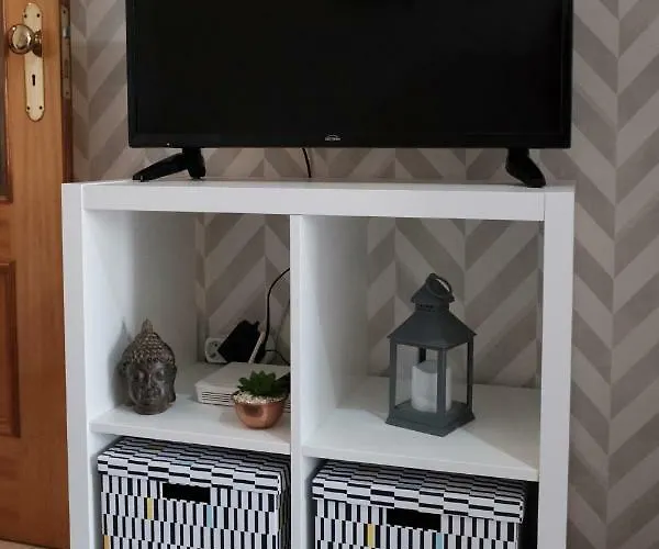 With Balcony In The Square 아파트 *