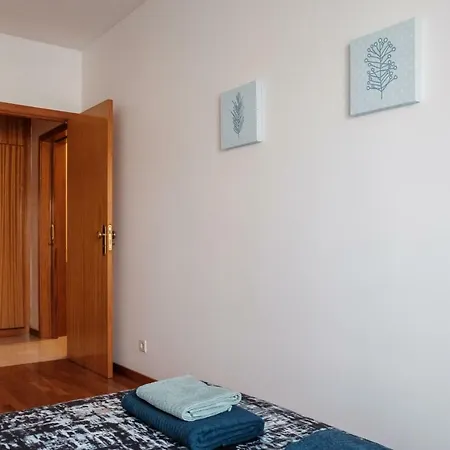 With Balcony In The Square Porto