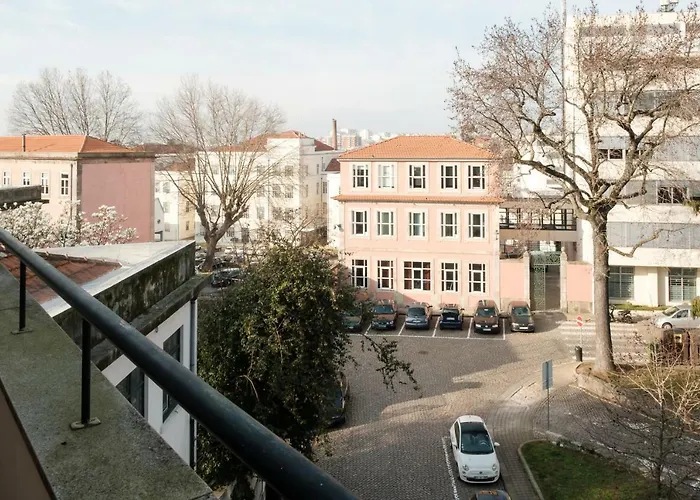 With Balcony In The Square Porto